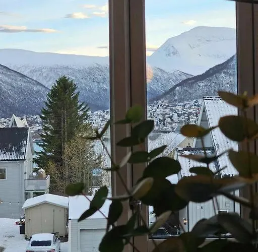 Amazing Tromso City Apartment With Free Parking And Lovely City Views!