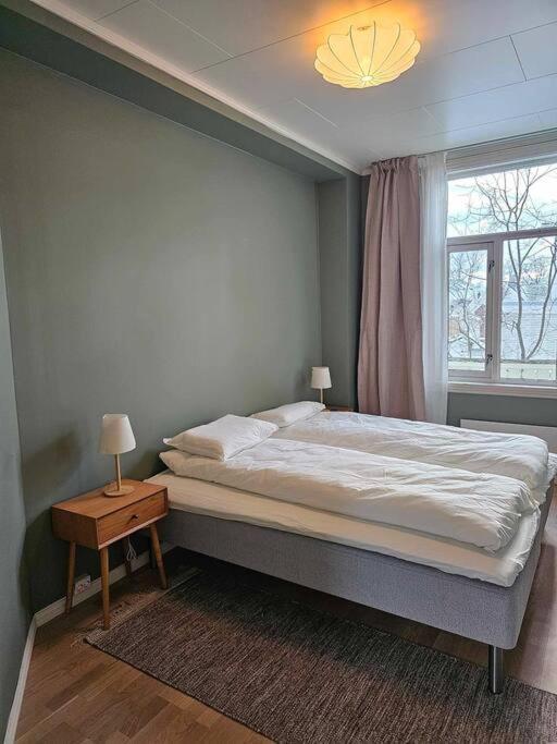Amazing With Free Parking And Lovely Views! Appartement *